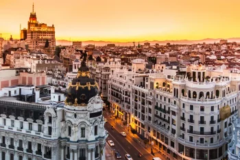 অর্থনীতিতে প্রতিবেশীদের ছাড়িয়ে এগিয়ে যাচ্ছে স্পেন