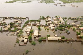 প্রতি বছরই হচ্ছে বন্যা, কেন নিজেকে বাঁচাতে পারছে না পাকিস্তান?