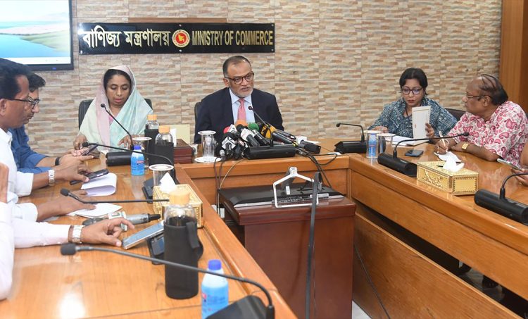এয়ার টিকিটের অস্বাভাবিক মূল্য বৃদ্ধি নিয়ন্ত্রণে সরকার পদক্ষেপ নিয়েছে : পর্যটন উপদেষ্টা