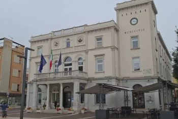 ইতালিতে এমপিকে হত্যার হুমকি দেওয়ায় বহিষ্কার বাংলাদেশি প্রবাসী 