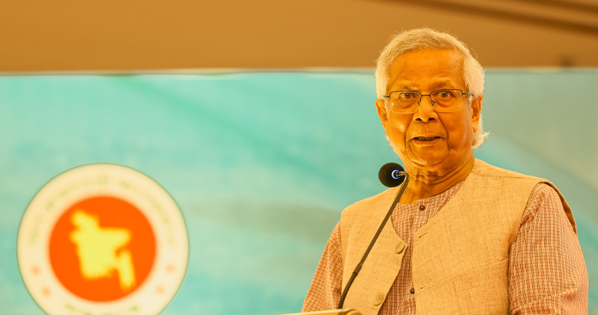 বাংলাদেশ রাজনৈতিক ইতিহাসে এক নতুন পরিবর্তনের জন্য প্রস্তুত : প্রধান উপদেষ্টা