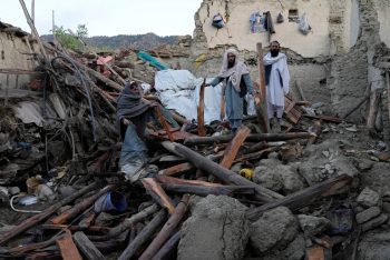 ভয়াবহ ভূমিকম্পে আফগানিস্তানে নিহতের সংখ্যা বেড়ে ২৫০ জন; আহত ৫০০