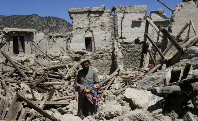 আফগানিস্তানের ভয়াবহ ভূমিকম্পে নিহতের সংখ্যা বেড়ে ৫০০