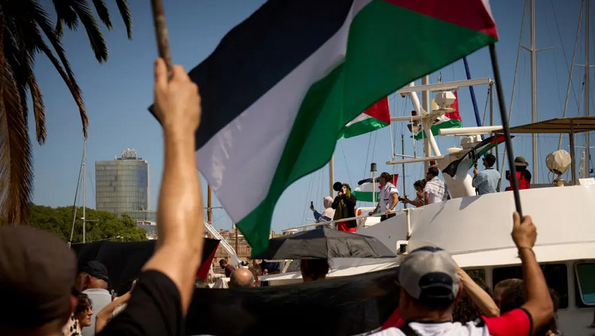 ইসরাইলি অবরোধ ভাঙতে গাজ্জা অভিমুখে বার্সেলোনা থেকে শুরু হলো নৌ অভিযান