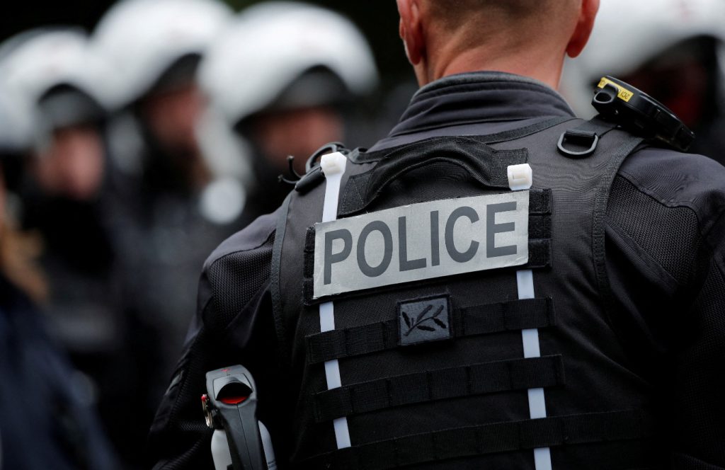 ফ্রান্সে পাঁচজনকে ছুরিকাঘাত; পুলিশের গুলিতে নিহত হামলাকারী