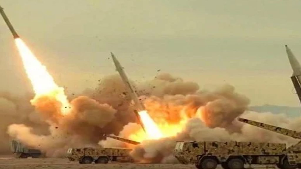 ইসরাইলে নতুন করে ক্ষেপণাস্ত্র হামলা শুরু করল ইয়েমেন