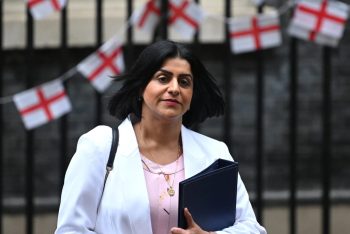 ব্রিটেনের নতুন স্বরাষ্ট্রমন্ত্রী হলেন পাকিস্তানি বংশোদ্ভূত শাবানা মাহমুদ 