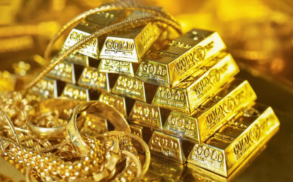 বিশ্ববাজারে স্বর্ণের দামে নতুন রেকর্ড; নেপথ্যে কী?