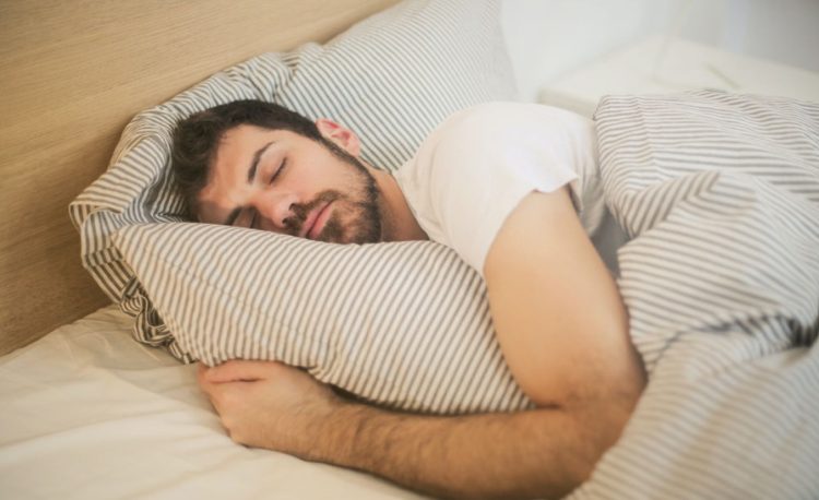 ঘুমের সমস্যা এড়াতে কার্যকরি তিনটি ব্যায়াম