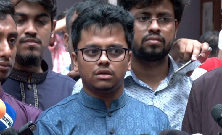আচরণবিধি ভঙ্গ করছে ছাত্রদল, প্রশাসন নীরব: এস এম ফরহাদ