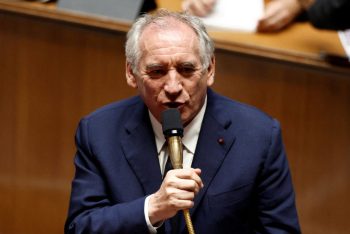 এবার পদত্যাগ করলেন ফ্রান্সের প্রধানমন্ত্রী