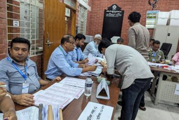 শান্তিপূর্ণ পরিবেশে চলছে জাকসু নির্বাচনের ভোটগ্রহণ