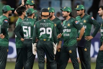 ওমানের বিপক্ষে বড় জয়ের মধ্য দিয়ে এশিয়া কাপ শুরু করল পাকিস্তান