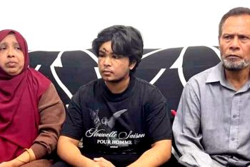 লন্ডনে বোরকা পরায় বাংলাদেশি নারীকে হেনস্থা; প্রতিবাদ করায় ছেলের উপর হামলা