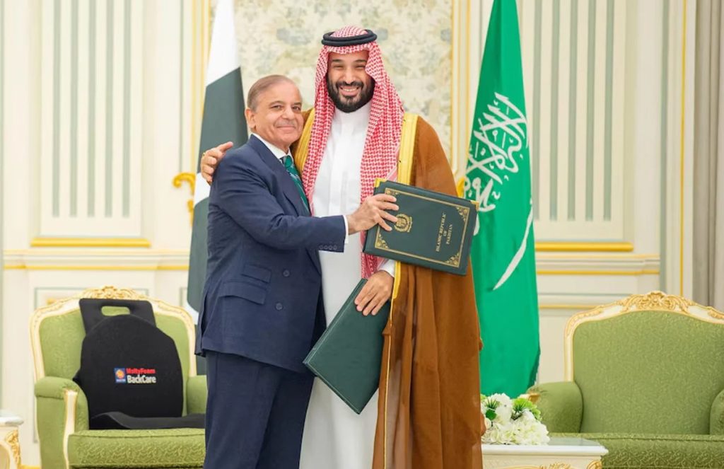 সৌদি-পাকিস্তান প্রতিরক্ষা চুক্তি; চিন্তিত ভারত-ইসরাইল?