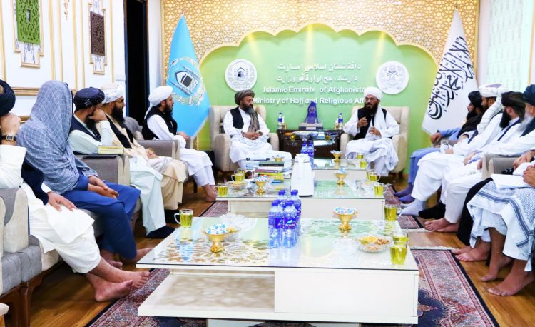 শরিয়াহ ও রাষ্ট্রবিরোধী বই নিষিদ্ধ করেছে আফগান সরকার; তালিকায় রয়েছে মওদুদী ও ইউসুফ কারজাভী