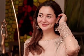 ঢাকায় হানিয়া আমির; আজ হেটেল শেরাটনে সান্নিধ্য পাবেন ভক্তরা