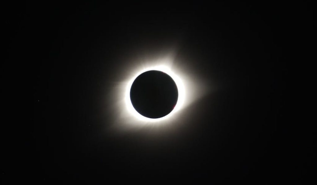 বছরের শেষ সূর্যগ্রহণ আজ, বাংলাদেশ থেকে কি দেখা যাবে?