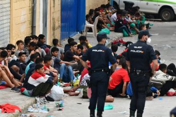 ফ্রান্স-ইতালি সীমান্তে আটক ১০ হাজারেরও বেশি অভিবাসী