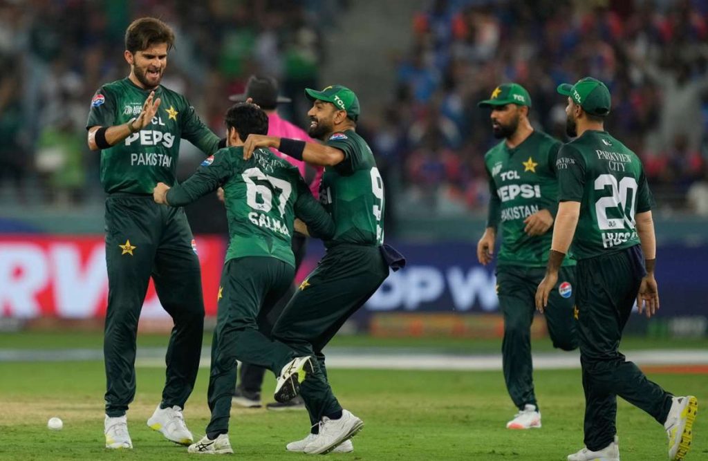 ফাইনালে ম্যাচ ফি ভারতীয় হামলায় নিহতদের উৎসর্গ করল পাকিস্তান