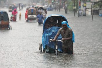 ৩ বিভাগে অতি ভারী বৃষ্টির আভাস