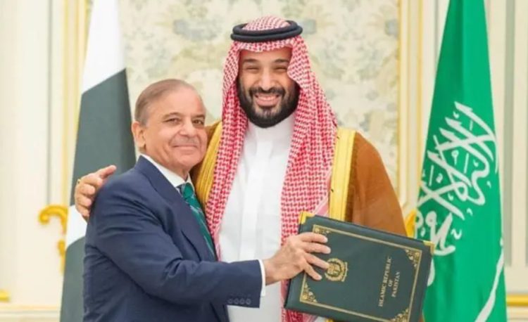 সৌদির কাছে পারমাণবিক অস্ত্র বিক্রি নিয়ে নতুন তথ্য দিল পাকিস্তান