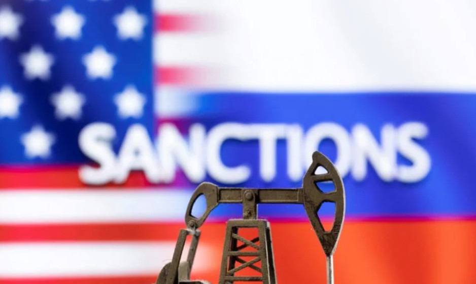 রাশিয়ার পাল্টা পদক্ষেপ: ব্রিটিশ রাজনীতিক ও বিশেষজ্ঞদের ওপর নিষেধাজ্ঞা