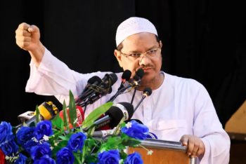 চরমোনাই পীরের দাবি: সকল প্রাথমিক বিদ্যালয়ে ধর্মীয় শিক্ষক নিয়োগ দিতে হবে