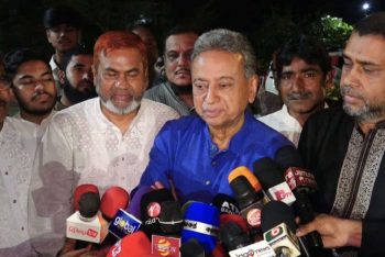 ১ কোটি মানুষের কর্মসংস্থানের প্রতিশ্রুতি দিলেন আমীর খসরু