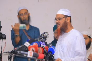 চাঁদাবাজদের কারণে সাধারণ মানুষ তাদের ন্যায্য অধিকার থেকে বঞ্চিত : মুফতী ফয়জুল করীম