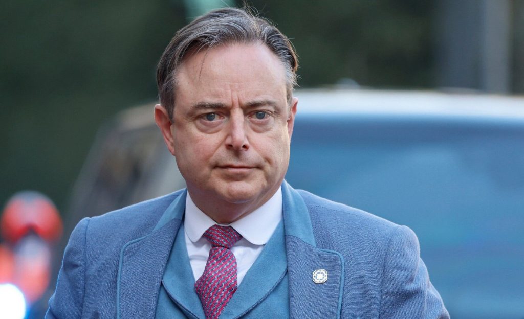 বেলজিয়ামের প্রধানমন্ত্রীর ওপর ড্রোন হামলার ষড়যন্ত্র; গ্রেপ্তার ৩