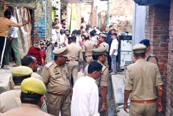 ভারতে ইমামের স্ত্রী ও দুই শিশু কন্যার রক্তাক্ত লাশ উদ্ধার