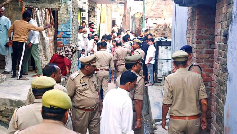 ভারতে ইমামের স্ত্রী ও দুই শিশু কন্যার রক্তাক্ত লাশ উদ্ধার