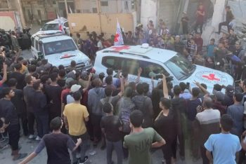 শুরু হলো বন্দি বিনিময় : প্রথম ধাপে ৭ ইসরাইলিকে মুক্তি দিলো হামাস