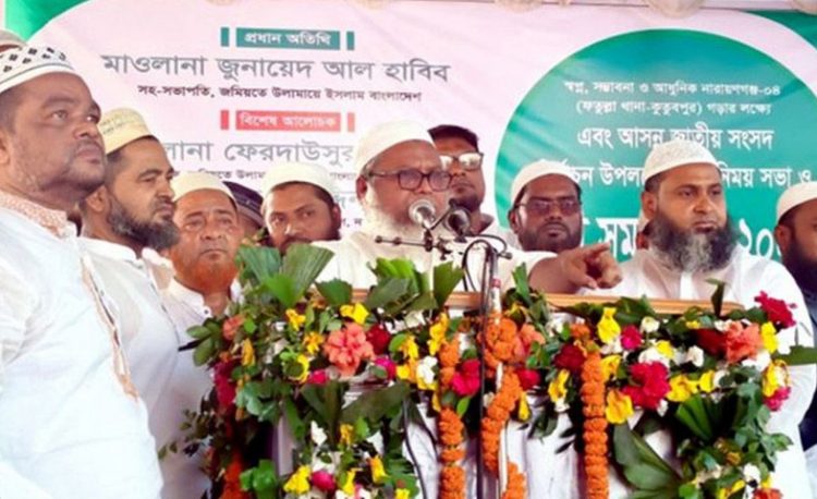 জামায়াতকে ভোট দেওয়া জায়েজ নেই : মুফতী মনির কাসেমী