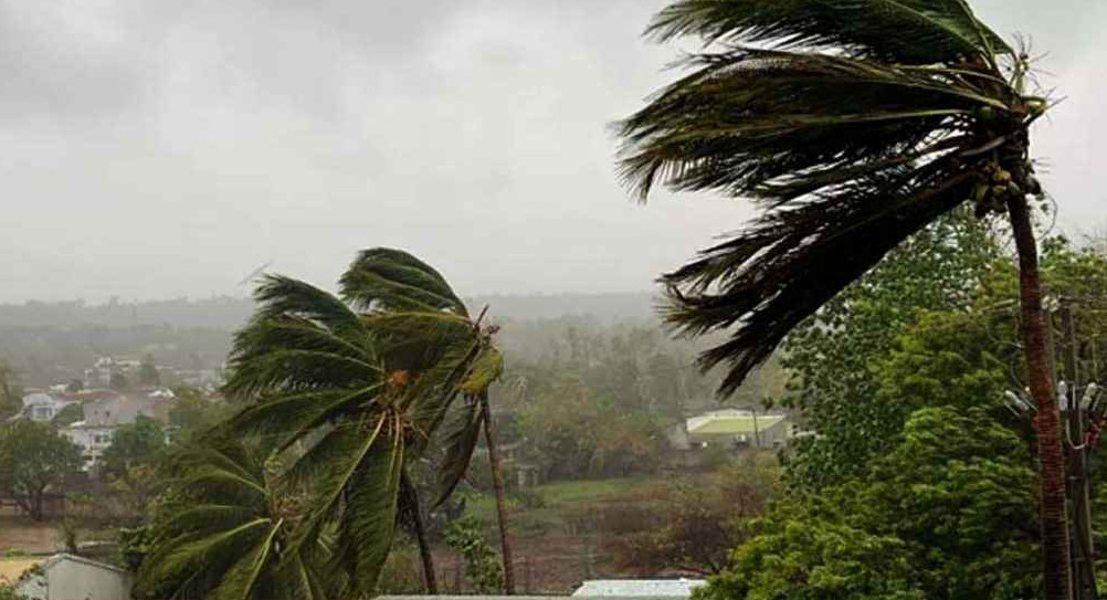 যেসব জেলায় টানা ৪ দিন ঘূর্ণিঝড়ের প্রভাব থাকবে