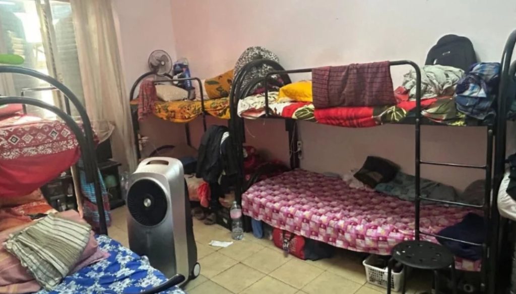 ইতালির রোমে অবৈধ মেসে গাদাগাদি করে বসবাস; ১৬ বাংলাদেশি উদ্ধার