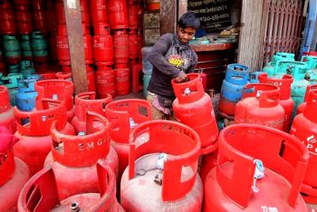 ১২ কেজি এলপিজি সিলিন্ডারের নতুন দাম নির্ধারণ