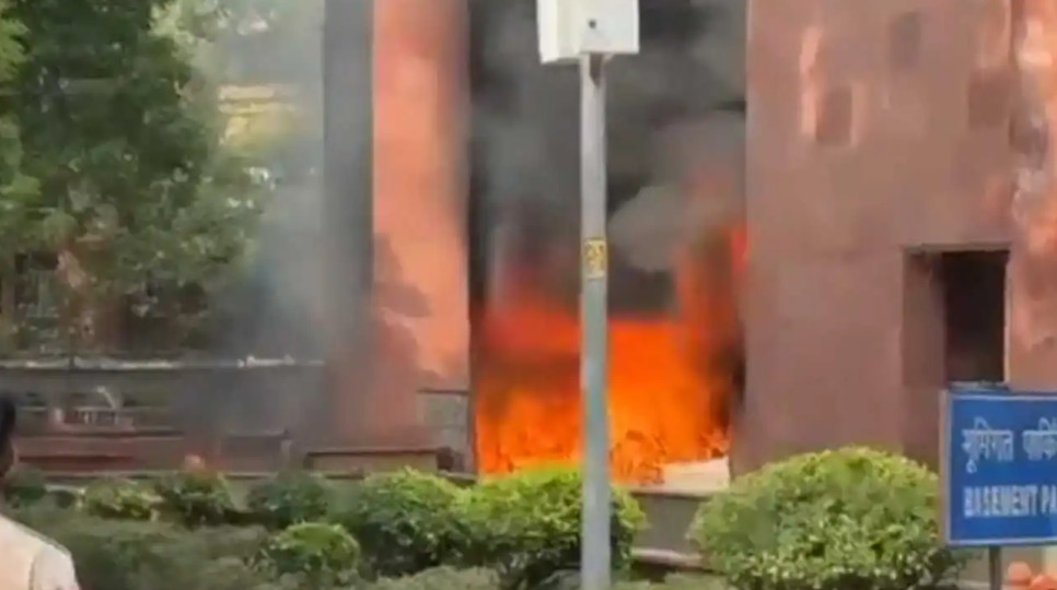 দিল্লির সাংসদদের আবাসনে ভয়াবহ অগ্নিকাণ্ড