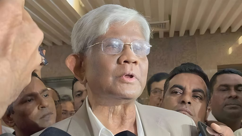 অর্থনৈতিক দিক দিয়ে স্বস্তিতে আছি : অর্থ উপদেষ্টা