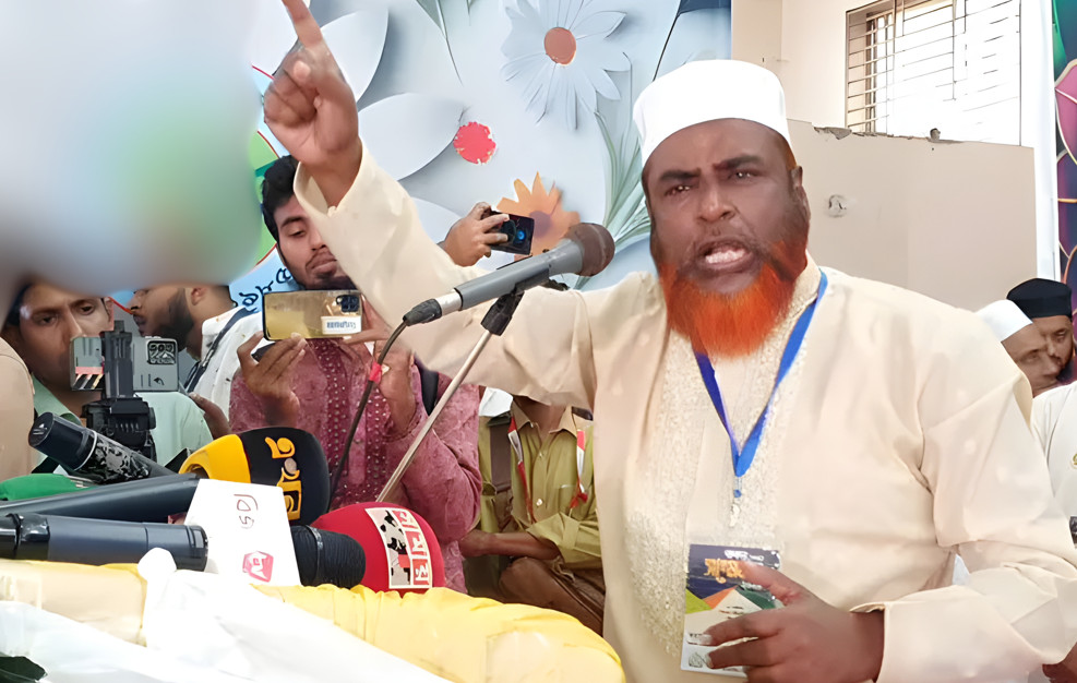 জন্ম নিয়েই বাপের সঙ্গে পাল্লা দিও না: এনসিপিকে ইঙ্গিত করে গোলাম পরওয়ার