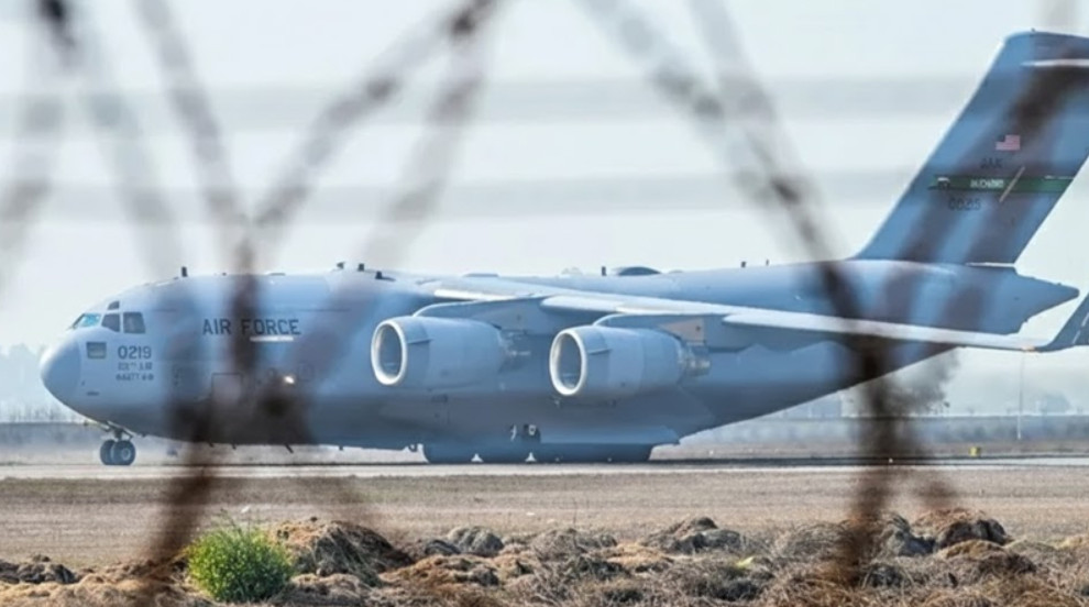 হাতকড়া ও পায়ে বেড়ি পরিয়ে দেশে ফেরত পাঠানো হলো ৫০ ভারতীয়কে