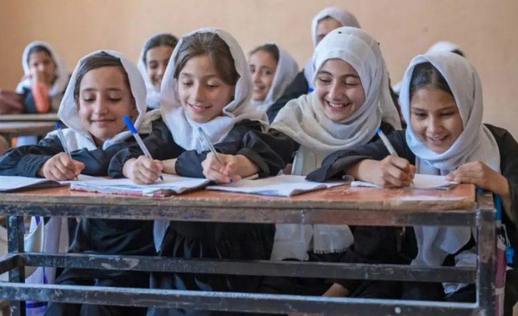 ইসলামী মূল্যবোধ ও জাতীয় সংস্কৃতির ভিত্তিতে প্রণীত হলো আফগানিস্তানের শিক্ষাব্যবস্থা