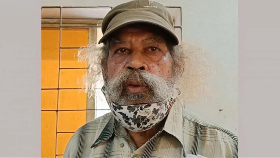 পিস্তলের লাইসেন্স নবায়ন করতে এসে গণজাগরণ মঞ্চের নেতা গ্রেপ্তার