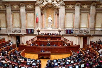 পর্তুগালে অভিবাসন নিয়ন্ত্রণে সংসদে নতুন আইন: কঠোরতা পারিবারিক ভিসায়