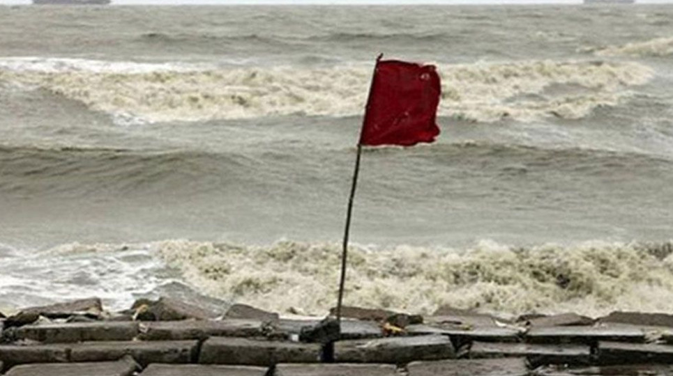 বঙ্গোপসাগরে লঘুচাপ: সমুদ্র বন্দরে ৩ নম্বর সতর্কতা
