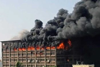 চট্টগ্রাম ইপিজেডে কারখানায় ভয়াবহ অগ্নিকাণ্ড, নিয়ন্ত্রণে ১৬ ইউনিট