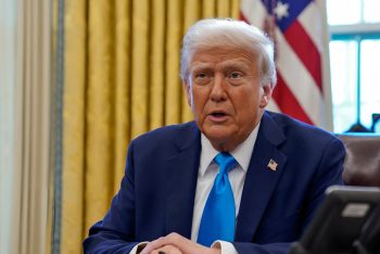 বিশ্বকে ১৫০ বার উড়িয়ে দেওয়ার মতো পরমাণু অস্ত্র আছে আমেরিকার