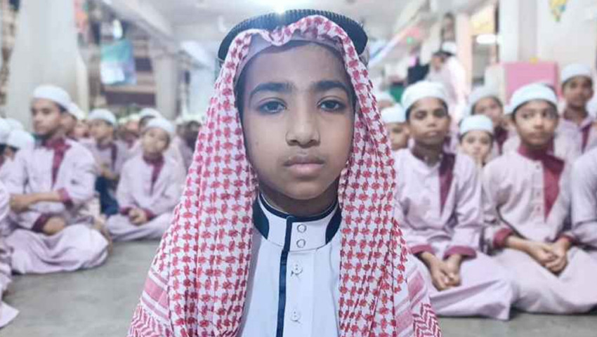 ৬ মাসে হাফেজ হলেন ৯ বছর বয়সী মুহাম্মাদ হাসান