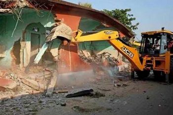 আসামে ৫৮০ মুসলিম পরিবারের বাড়ি গুড়িয়ে দিয়েছে ভারত সরকার